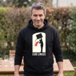 Sweat à capuche du même design
